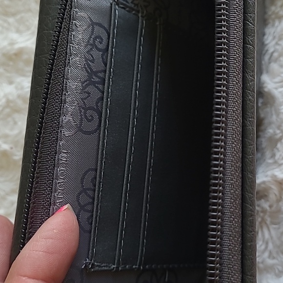 Enzo Angiolini dark gray wallet. Has change pocket & 6 card pockets inside. - Picture 10 of 16